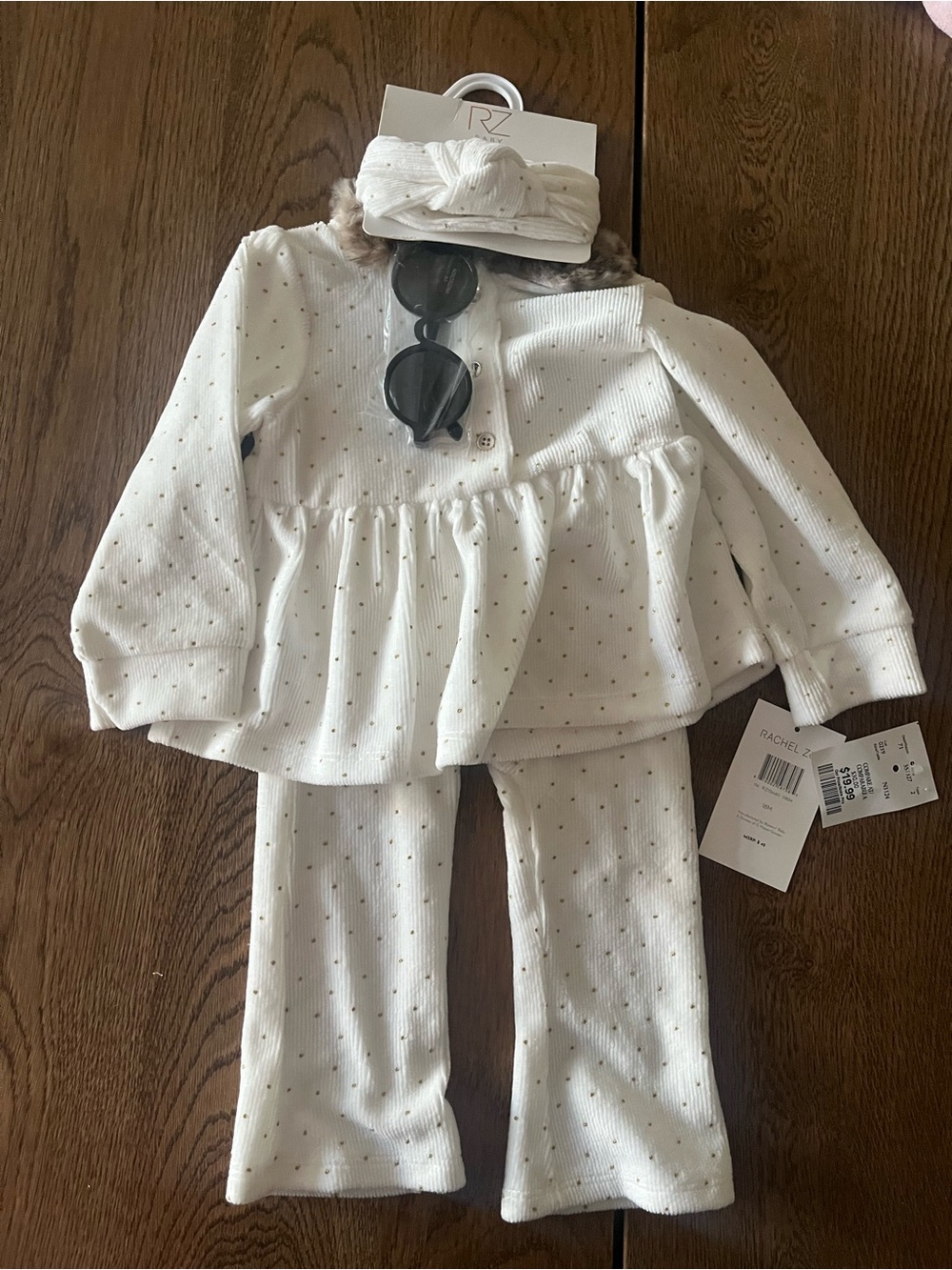 Rachel Zoe Cream Ribbed Baby Set with Dot Accents